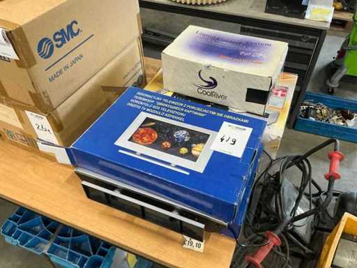 Lecteur de disque dur Comag et divers (4x)