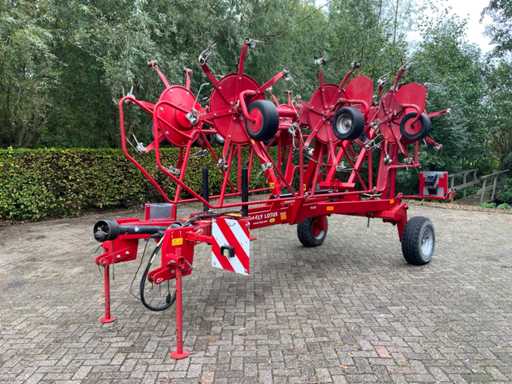 2012 Lely Lotus 1020 Tedder