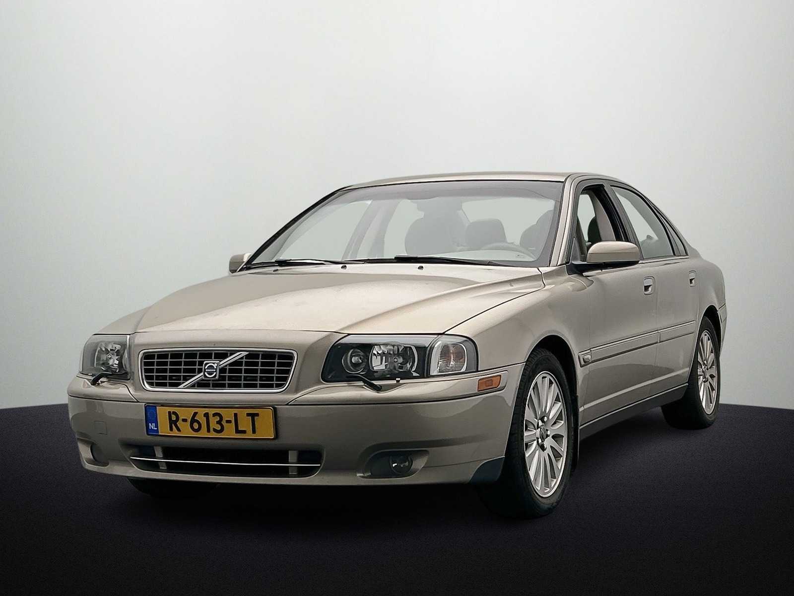 Volvo S80 2.5T 2004