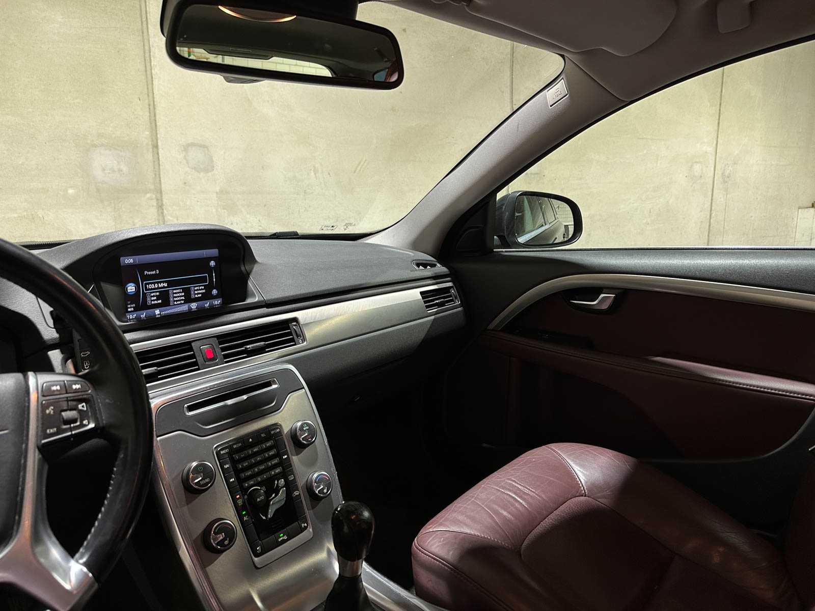 Volvo V70 1.6 T4 Limited Edition 179pk 2011 (Origineel-NL), 63-RSF-2