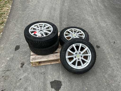 Semperit Speed Grip 5 Alu Komplettradsatz für VW Golf