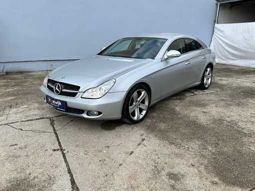 2005 Mercedes-Benz CLS 320