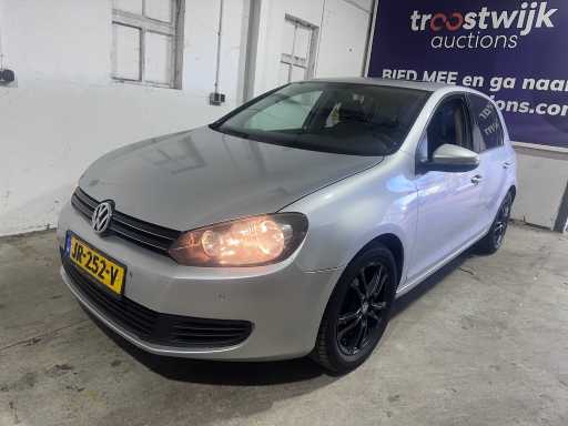 Volkswagen - Golf - 1.4 TSI Highline - JR-252-V