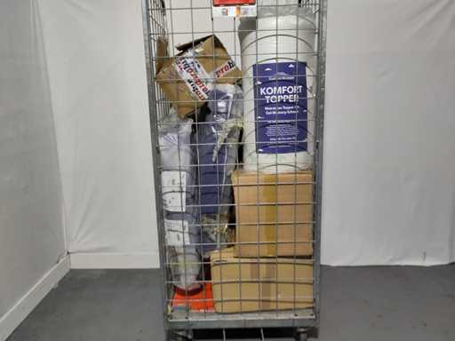 Rolcontainer met diverse producten