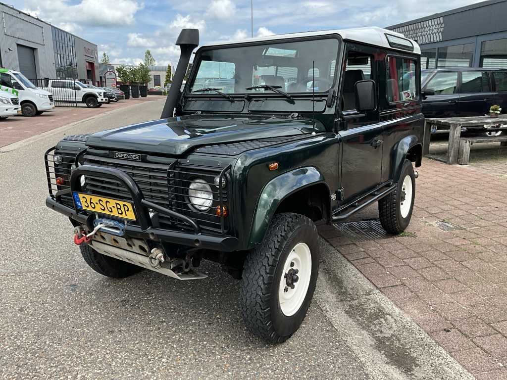 1998 Land Rover Defender 90 TD5 véhicule tout-terrain 6 places, 36-SG-BP 