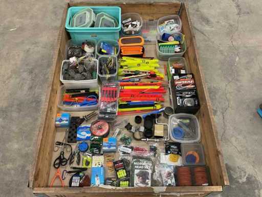 Molti articoli sulla pesca