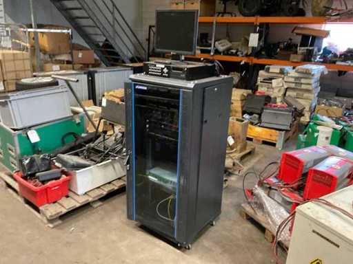 Szafka Patch Cabinet serwera Prestaq