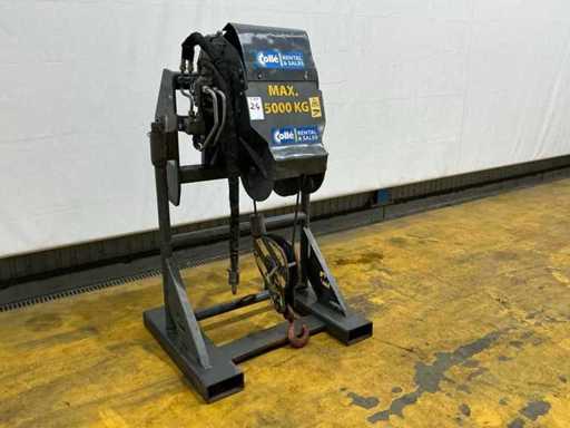 2013 MAGNI W5U Cable Winch Telehandler