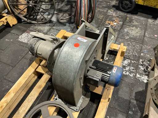 Sistema di estrazione dei fumi di saldatura dei coralli