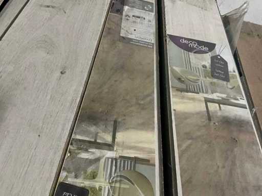 Podłoga laminatowa Decomode o powierzchni 59m2