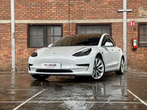 Tesla Model 3 Stnd.RWD Plus 60 kWh 238pk 2020, K-215-FG