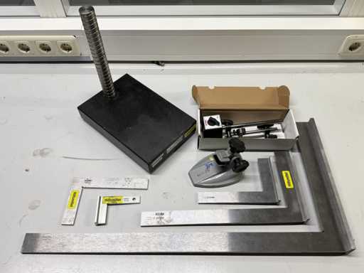   Bundle of measuring and testing equipment