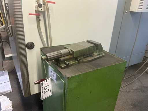 Machine vise