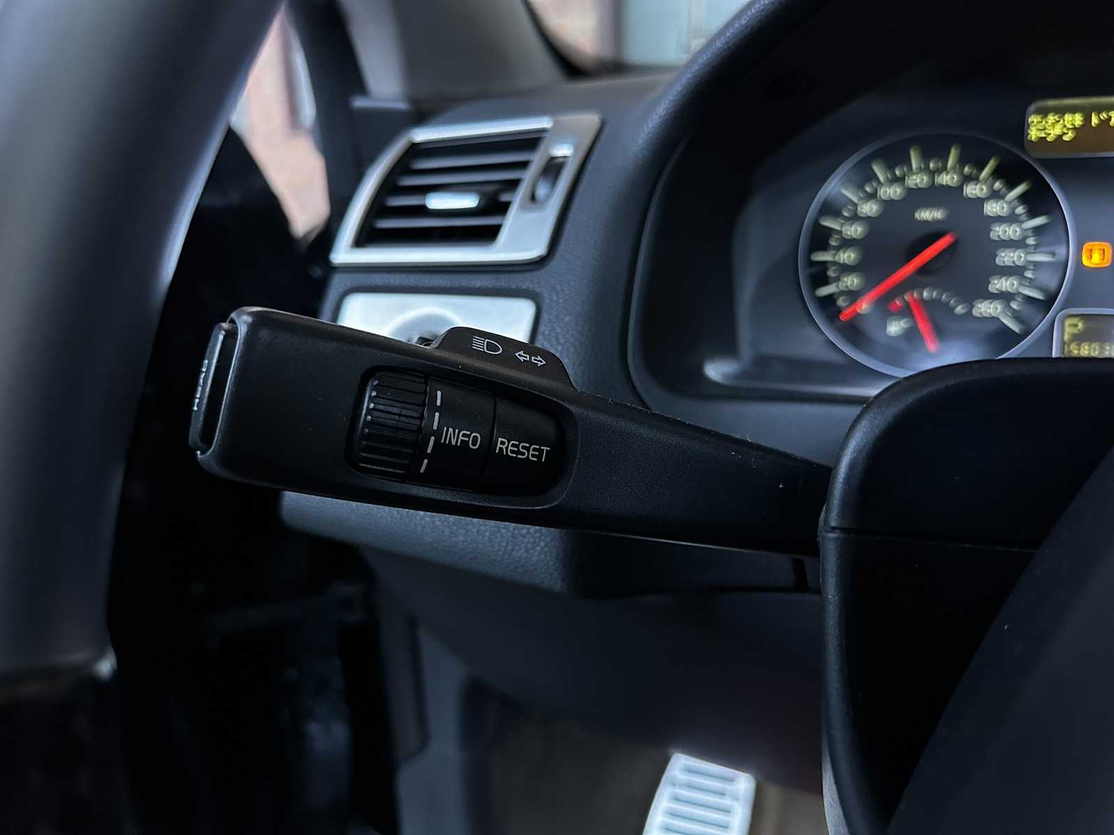 Volvo C70 T5 2.5 L5 220pk 2007 Youngtimer