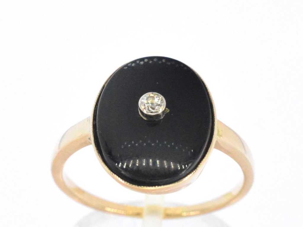 Gold ring with diamond