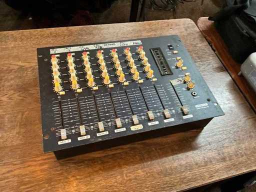 Dateq - LPM 7.2 - console di missaggio