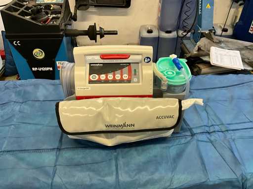 2017 Weinmann Accuvac Pro blesses _ Suction