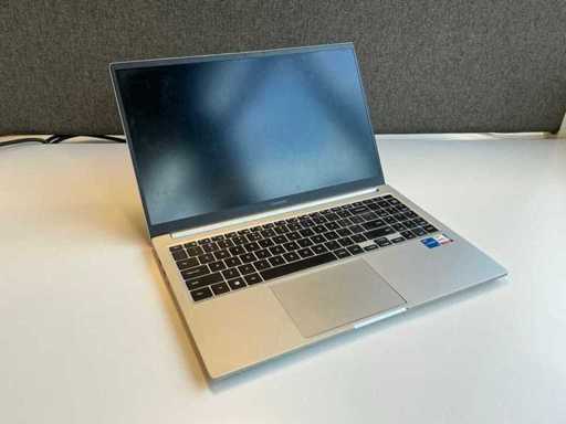 Samsung NP750XED Laptop