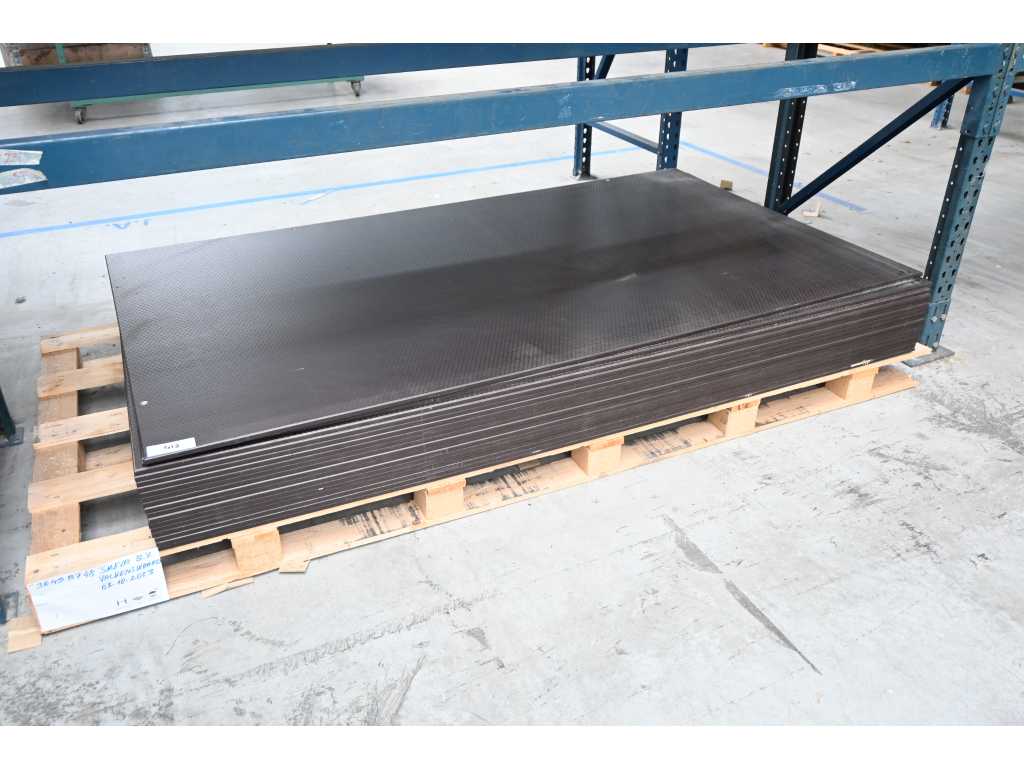 Concrete plywood slabs (18x)