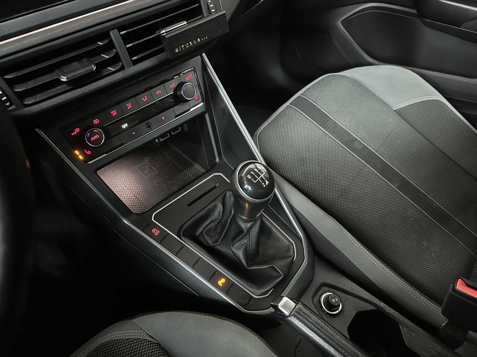 Volkswagen Polo 1.0 TSI Highline 95PK 2018, RZ-845-R