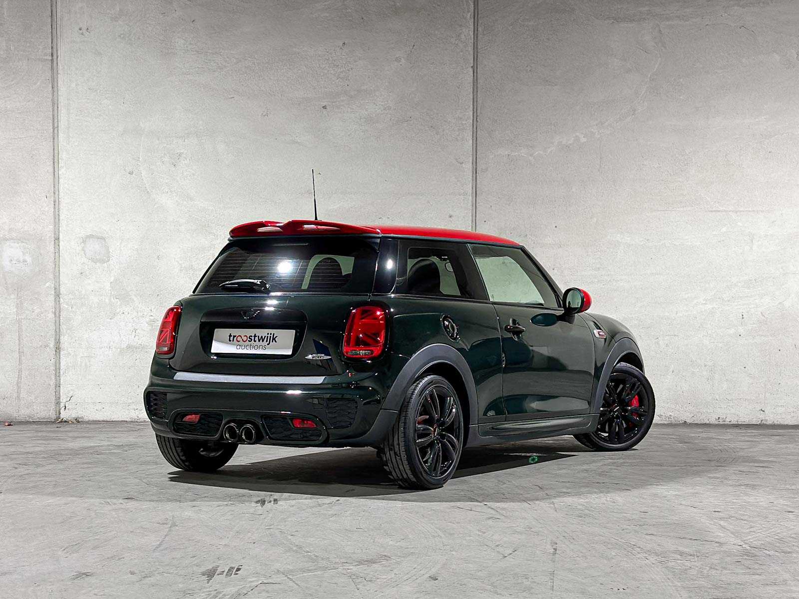 Mini John Cooper Works 2.0 F56 231pk 2015, SH-393-N