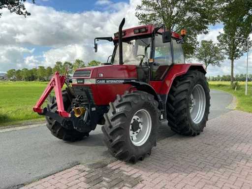 Trattore agricolo integrale a trazione integrale Case 5120 Powershift del 1992