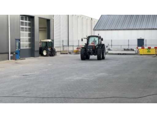 a287648d-0f2d-4bc8-b0ba-733f7658537d.mp4