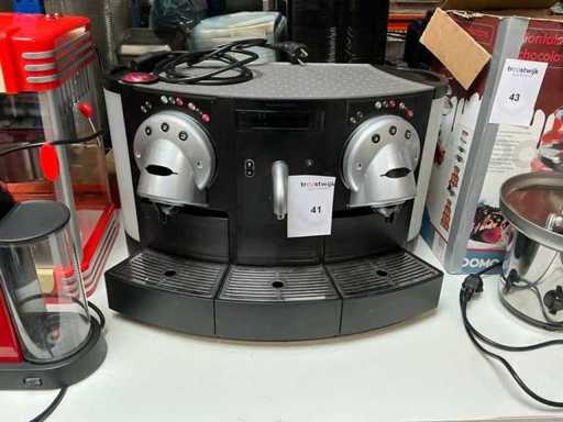 Ekspres do kawy Nespresso 705/CS200
