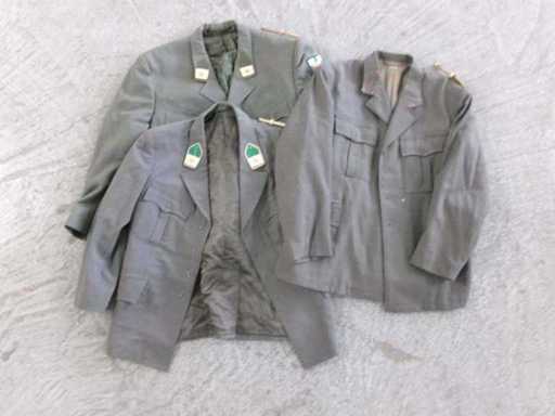 Austrian. Uniform jacket, "army" without buttons, partly defective (R18) (38x)