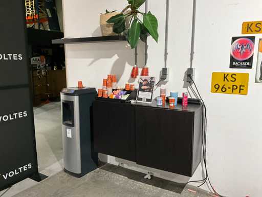 Oasis Waterkoeler en divers