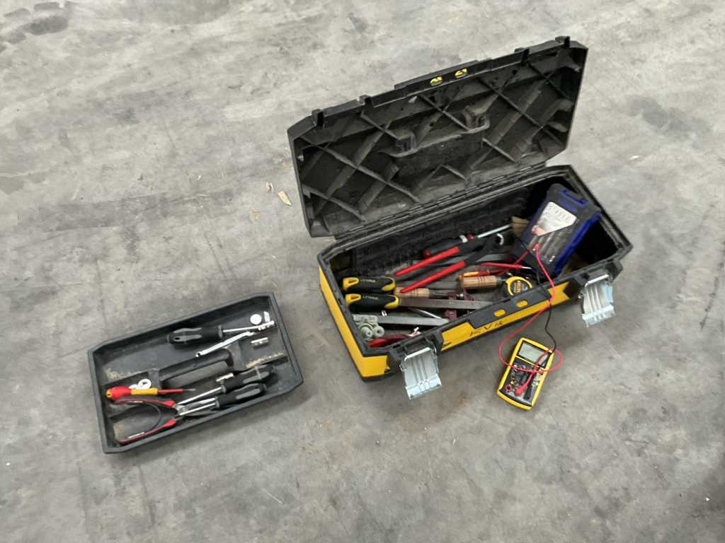 Tool case STANLEY with contents