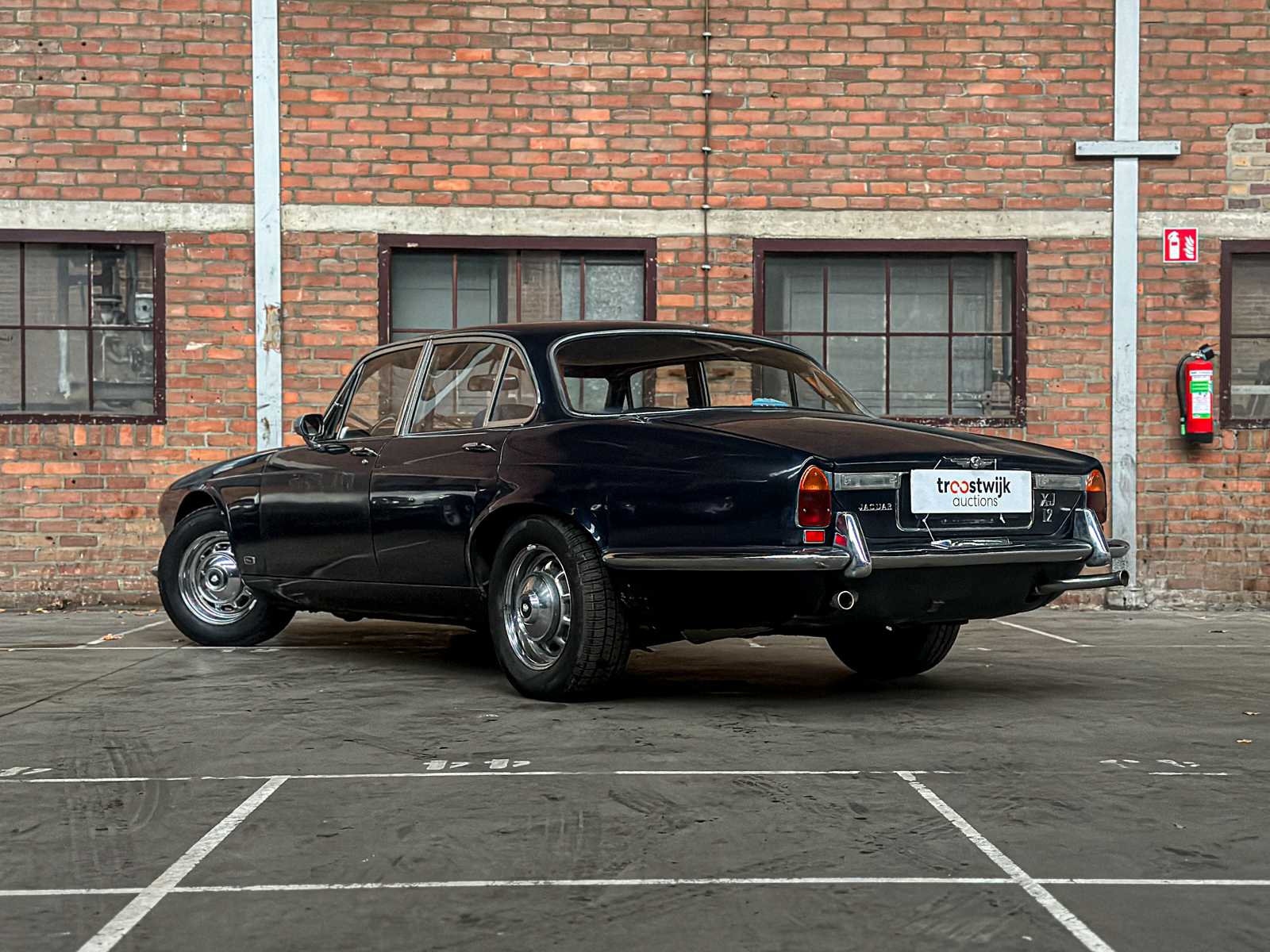 Jaguar XJ 5.3 V12 de Luxe 313 PS 1973, 94-YA-92