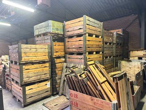 Palette avec colliers (42x)