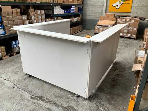 Tejghea expozi?ional? mobil? 190x215x110