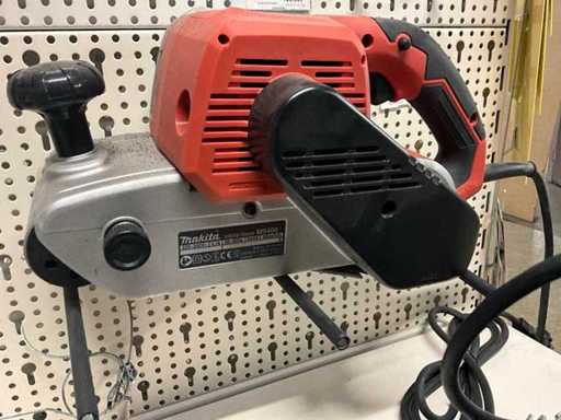 Szlifierka taśmowa Makita M9400