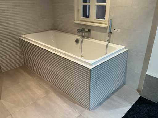 Villeroy & Boch Architectura Wall/Corner Bath