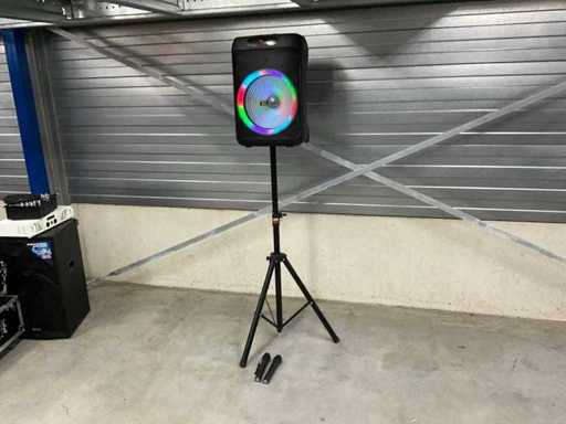 Pro-Go Sound 15 pouces avec support.