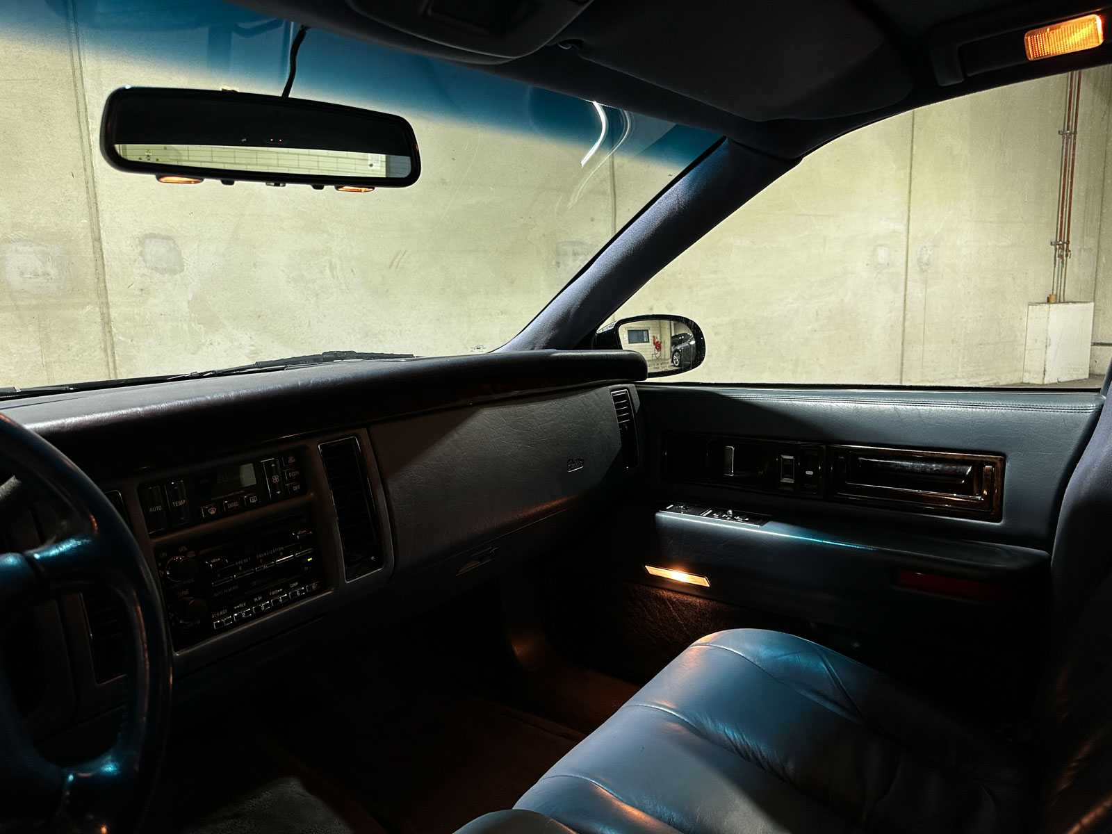 Cadillac Fleetwood Brougham 256pk 1995, G-578-KG