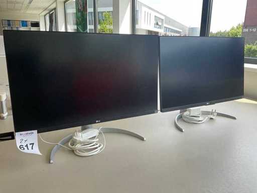 LG 27UP650-W Monitor (2x)