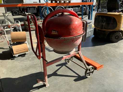 2006 Lescha SM145S Bétonnière