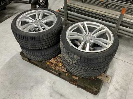 Vredestein 225/40R18 Pneumatico auto (4x)