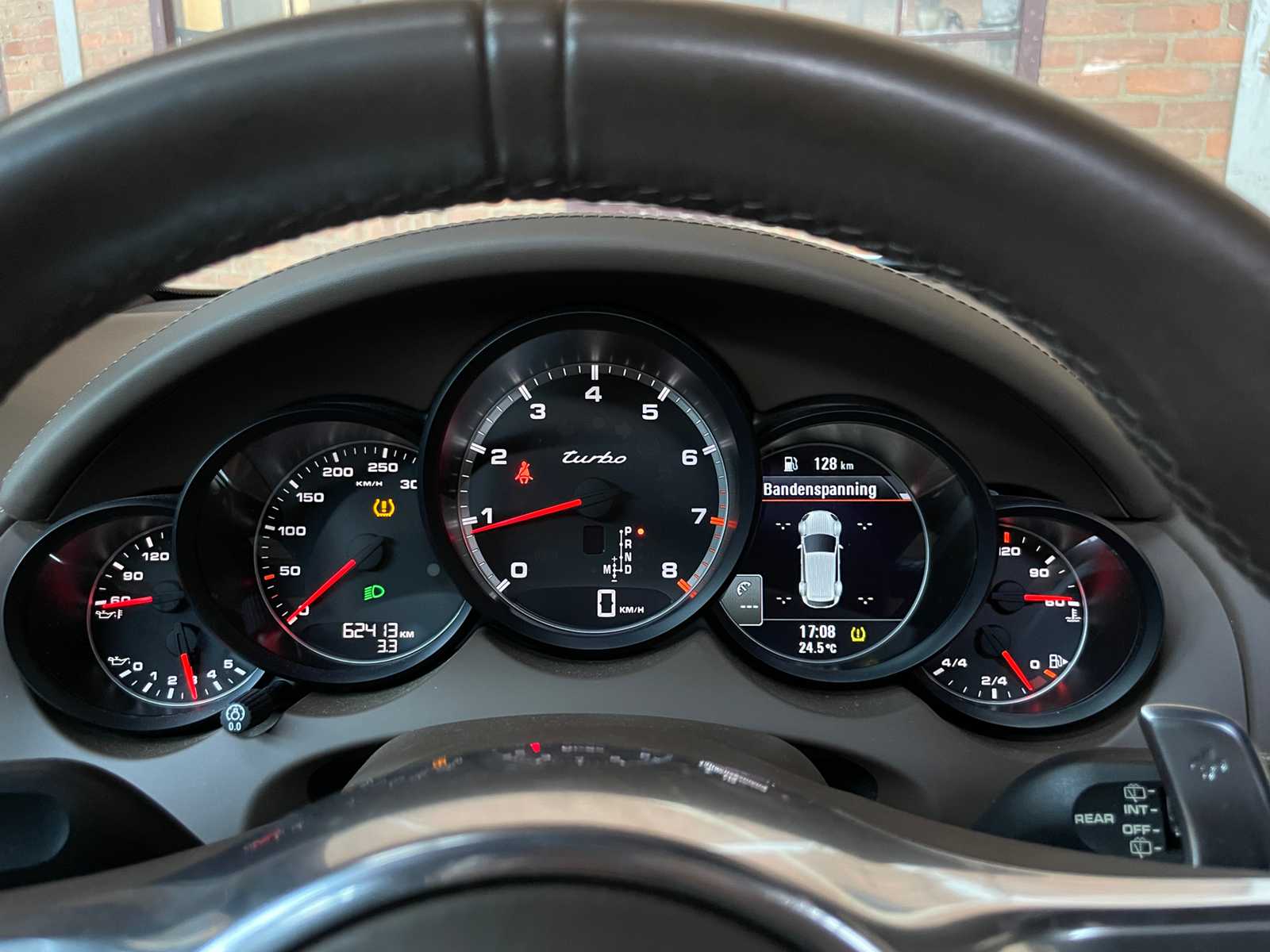 Porsche Cayenne Turbo 4.8 V8 500hp 2013 OEM Sport Design 500pk 2013