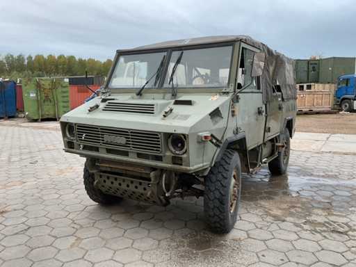 Véhicule militaire Iveco