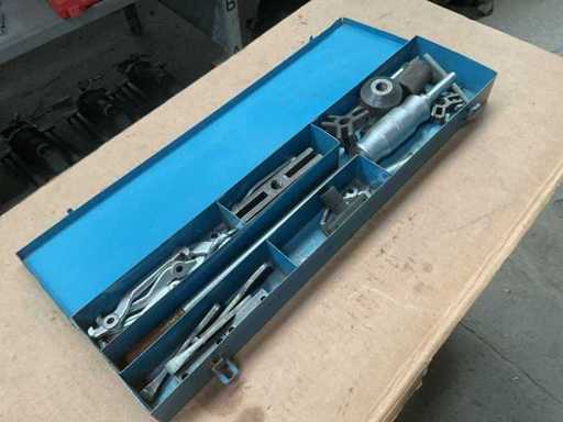 Mechaniczny zestaw wyciągający Owatonna Tool Co.