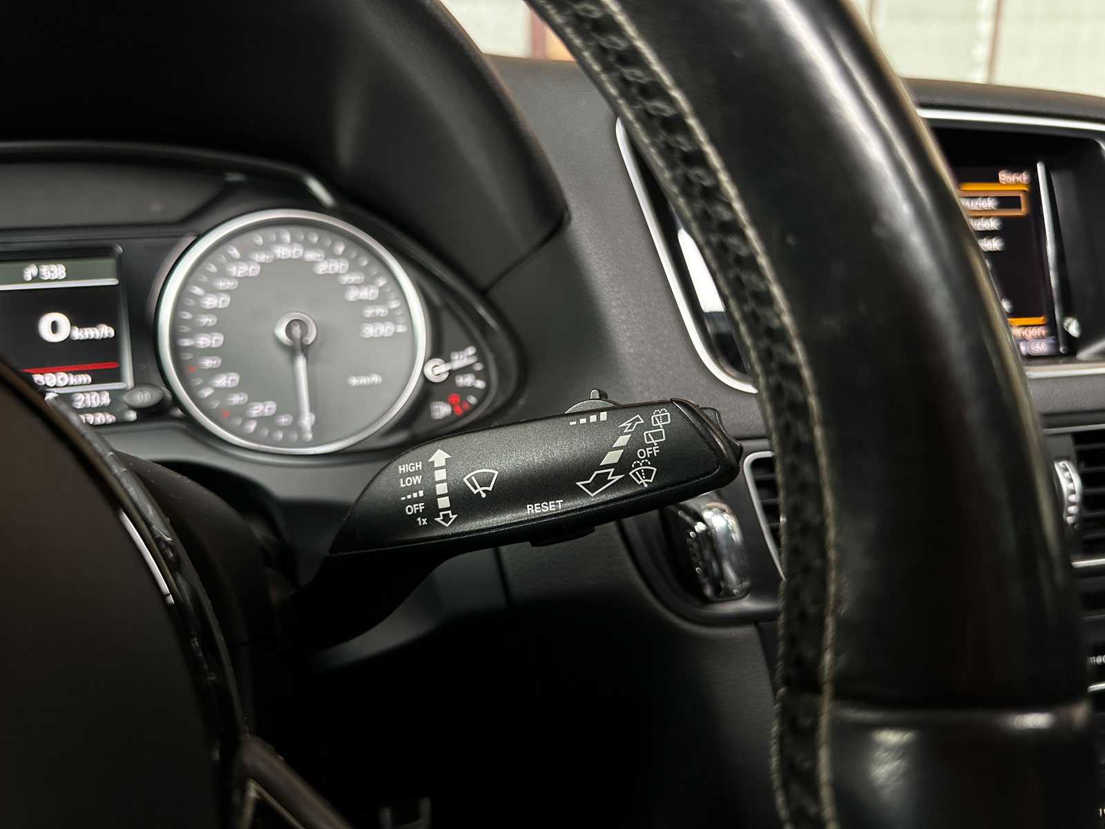 Audi SQ5 3.0 TDI V6 Audi SQ5 3.0 TDI Plus Quattro Pro Line RS Edition 340pk 2016, XR-305-P