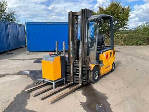 Chariot élévateur Jungheinrich EFG 425K