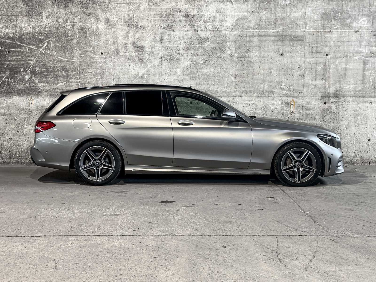Mercedes-Benz C180 Business Solution AMG 156pk 2019 (Origineel-NL) C-klasse Estate, G-026-RG