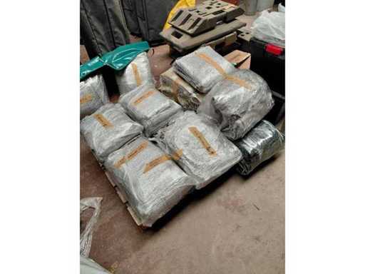 Palette avec plusieurs parois latérales de tentes