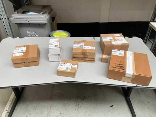 Legrand CHIEF Bracket (10x)