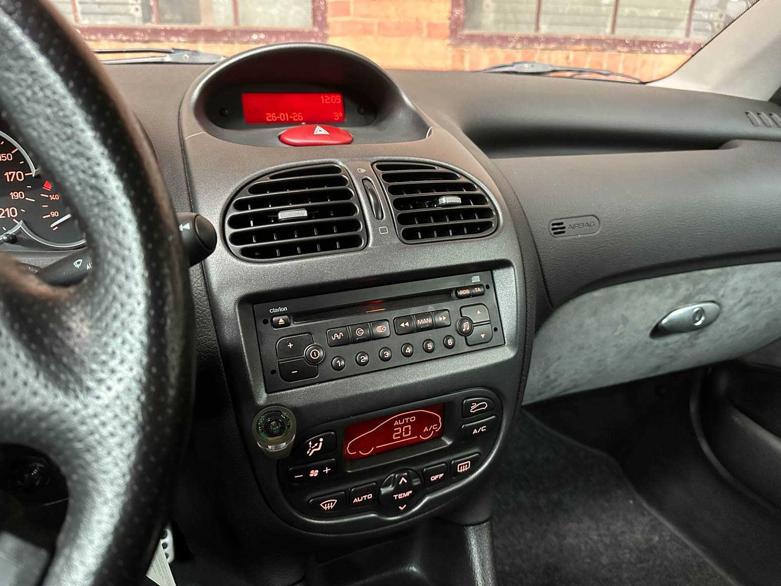 Peugeot 206 2.0-16V GTI 134hp 2004, 33-NS-VN